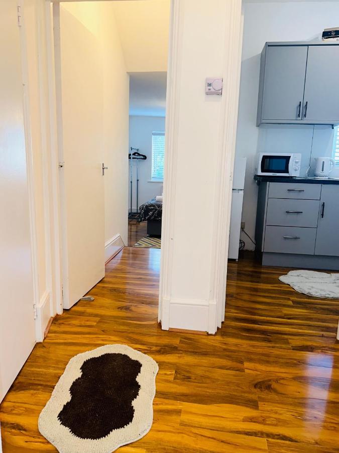 Newley Refurbished One Bedroom Flat Hastings Extérieur photo