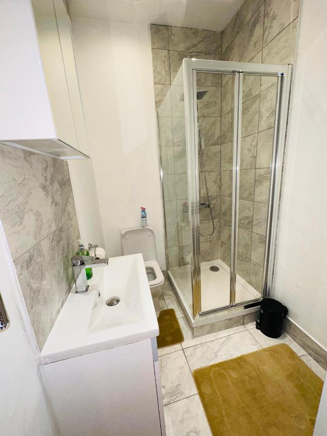 Newley Refurbished One Bedroom Flat Hastings Extérieur photo