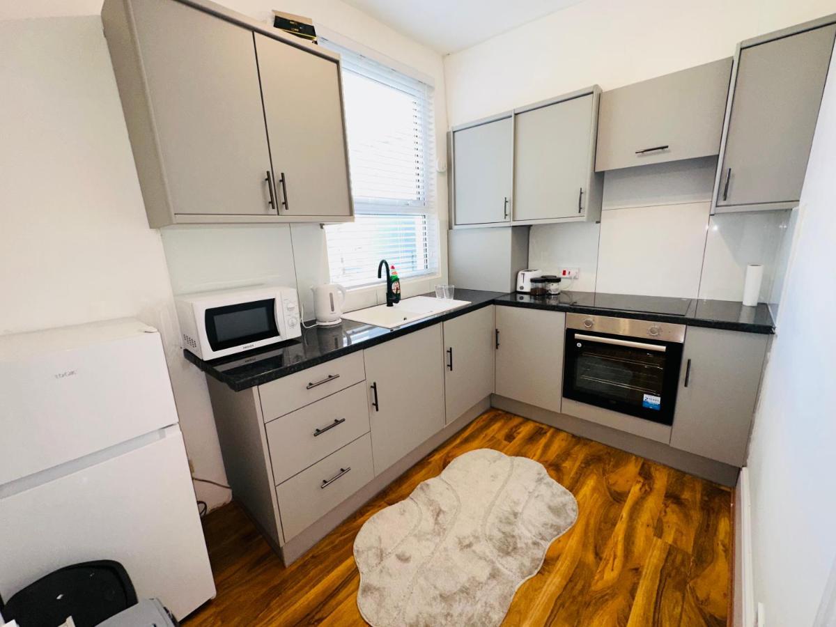 Newley Refurbished One Bedroom Flat Hastings Extérieur photo